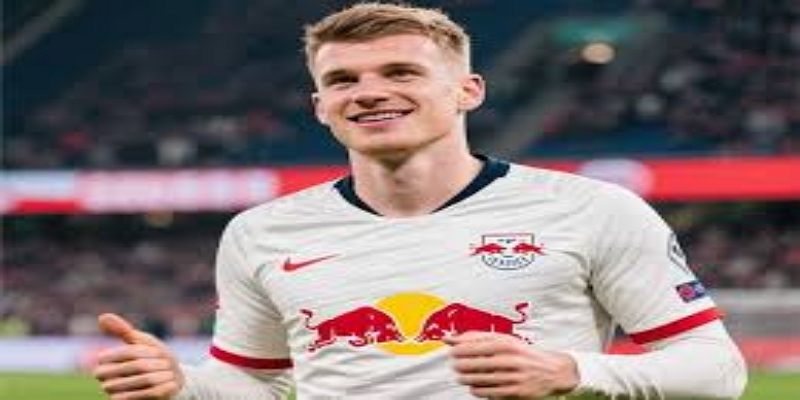 完美中卫的蜕变：皇马黄金组合- PA真人