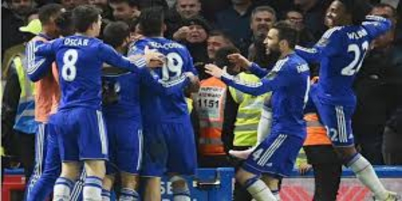 比赛概览：狐狸军团强势晋级-PA真人